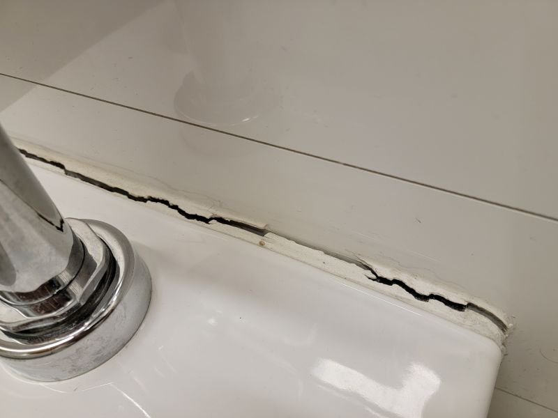 Cracked Sink Before Repair